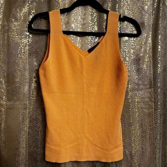 The Limited Tops - The Limited V Neck Soft Stretchy Rayon Nylon Peach Tank‎ Top Medium NWT